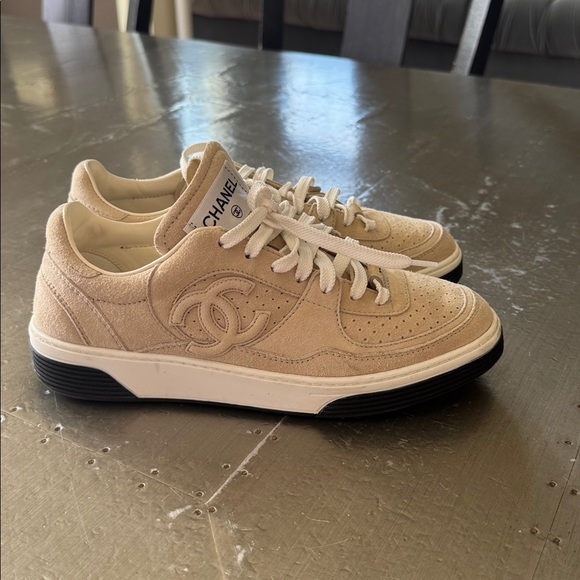 Chanel sneakers trainers flats logo beige suede sz